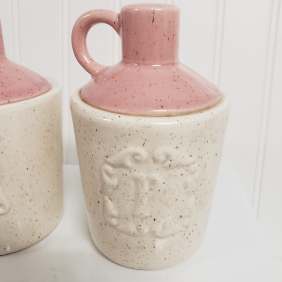 Vintage S&P shakers grease jug pottery - Picture 10 of 11
